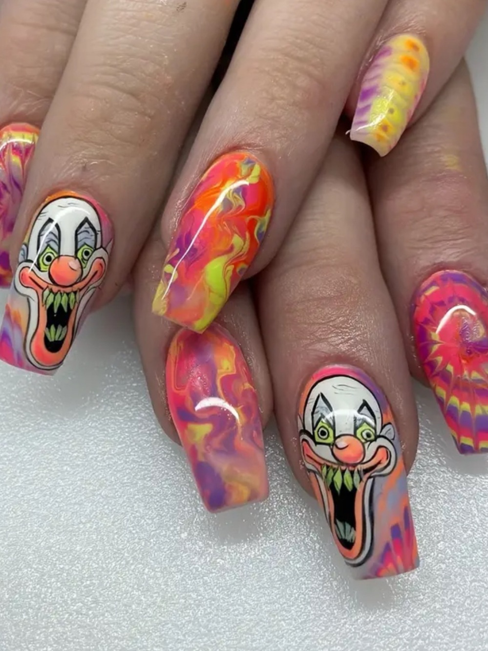 Halloween Vibrant Neon Clown Press On Nail Set - Multicolor